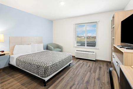 Woodspring Suites Billings - 18