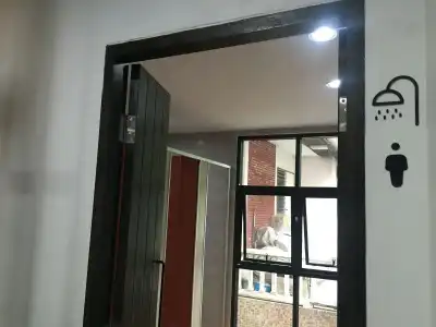 Feel Good Hostel bk - 2