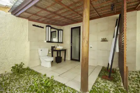 Kuredu Island Resort & Spa - 22