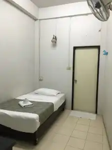 Ampawan Guesthouse - 27