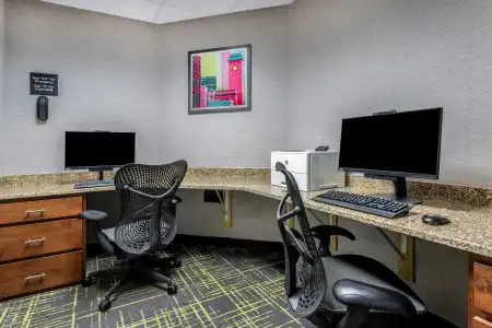 Hampton Inn Suites Minneapolis St Paul Arpt-Mall of America - 36