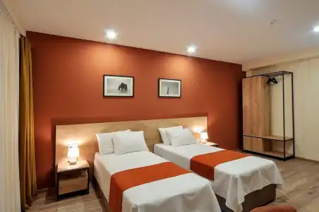 Babaneuris Marani - 53