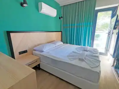 Yeshill Beach - 36