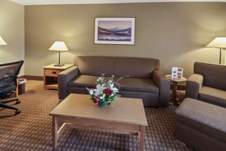 Best Western Plus GranTree Inn - 95