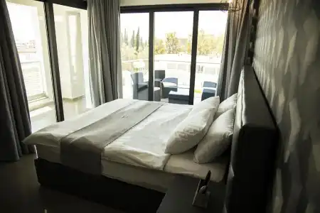 Jimmy's Suites - 19