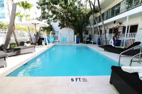 Seaside All Suites - 11