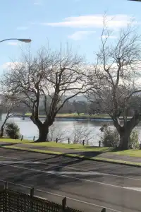 Riverview Motel - 12