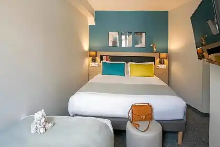 Hôtel Bristol - 33
