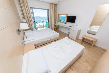 Saranda Palace - 48
