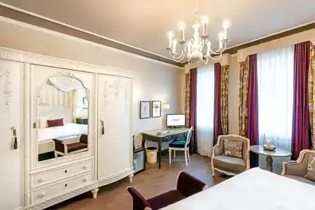 Würzburger Hof - 115