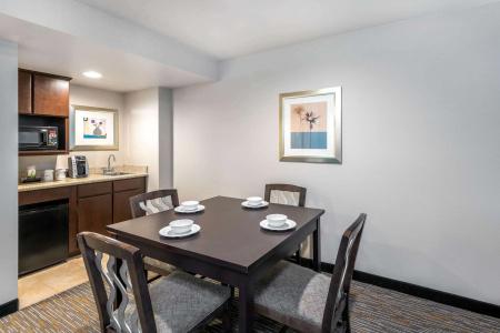 Wingate by Wyndham St. George - 18