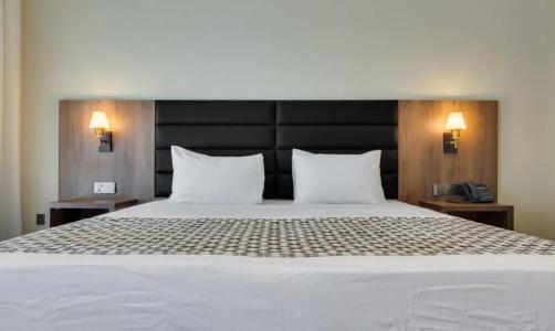 Eleven Inn Tbilisi - 44
