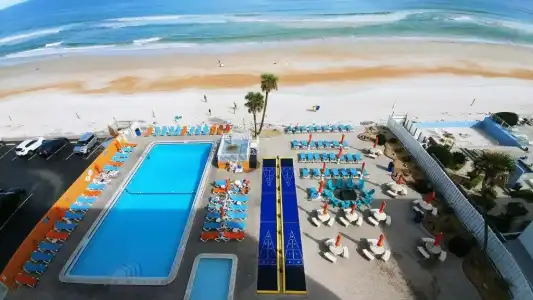 The Maverick Resort - 6