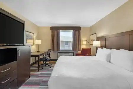Best Western Plus Stoneridge Inn & Conference Centre - 61