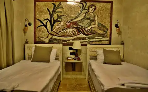 Caftan Cave Suites - 18