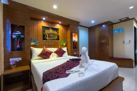 PR Patong Residence - 18