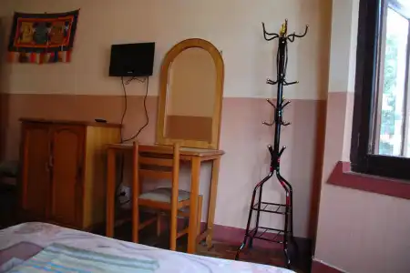 Kathmandu Peace Guesthouse - 3