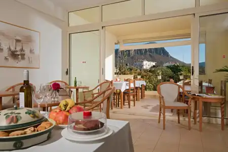 Fotis Studios Apartments - 23