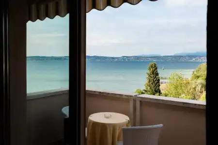 Continental Wellness & Spa - 61