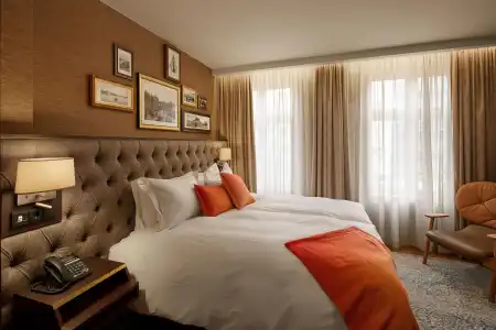 Reykjavik Consulate, Curio Collection by Hilton - 3