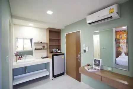 The Qube Fifty - 4