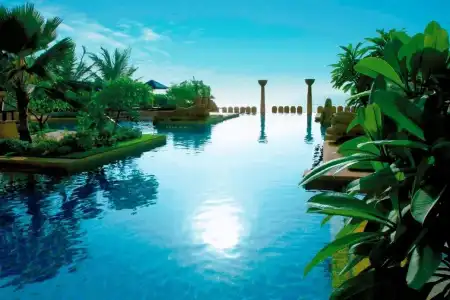 JW Marriott Mumbai Juhu - 12