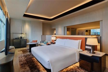 DoubleTree by Hilton Bangkok Ploenchit - 41