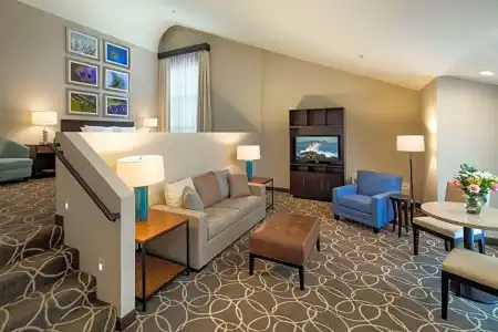 Hilton Garden Inn Marina Del Rey - 82