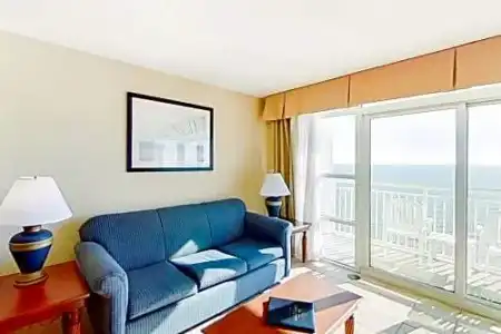 Carolinian Beach Resort by Vacasa - 414