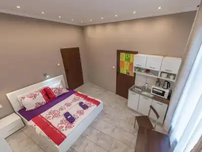 Hostel 70S - 10