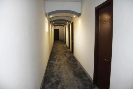 NICE & Tours - 11