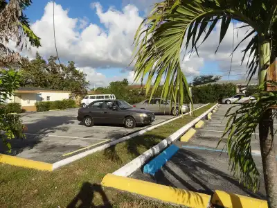 Parkway Inn Airport Motel Miami - 7