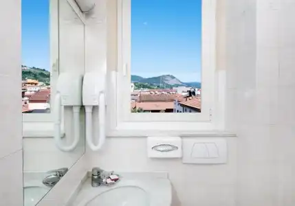 Ercolini E Savi - 48