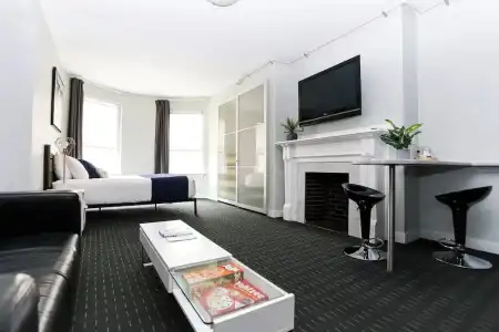 Newbury Guest House - 39