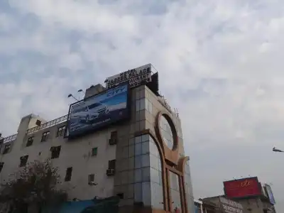 OYO Townhouse 340 JAGEER PALACE - 4