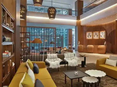 Double Tree by Hilton Dubai Business Bay - 40
