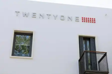 The Twenty One - 0