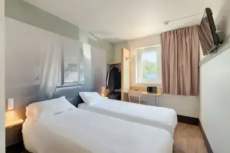 B&B Hôtel Aix-en-Provence Pont de l'Arc - 25