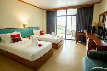 Surin Majestic - 4