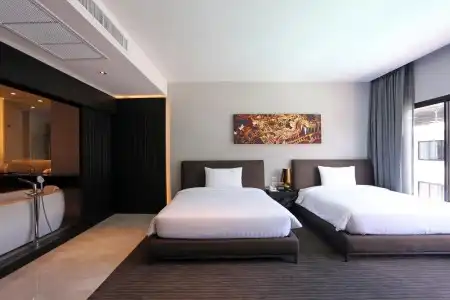 S Ratchada Bangkok - 5