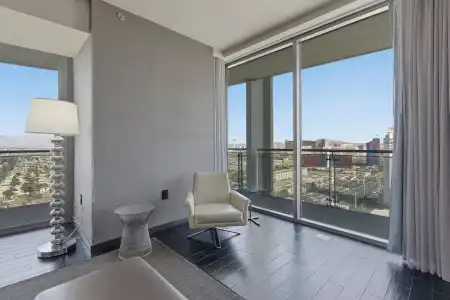 Beautiful Palms Place Suite - 243