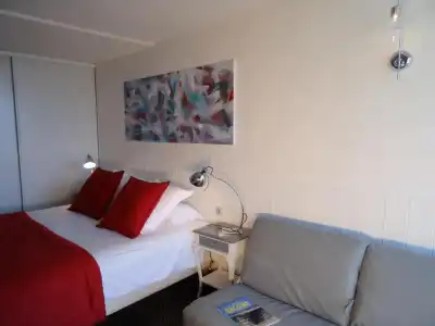 Hôtel Point France - 121