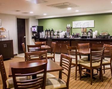 Cresthaven Inn JFK - 12