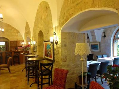 St. George’s Cathedral Pilgrim Guesthouse – Jerusalem - 32