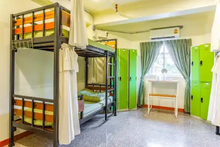 OYO 928 Leaf Hostel - 23