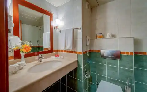 Best Western Plus Khan - 39