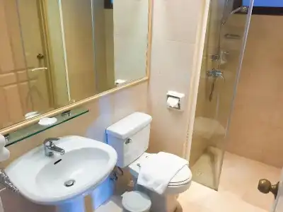 Great World Serviced Apartments - 9
