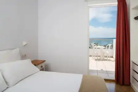 Neptuno Apartments - 43