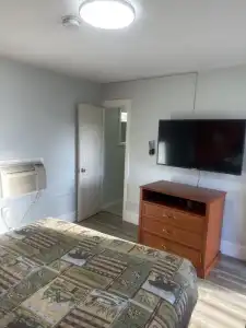 Whispering Pines Motel - 14