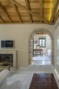 Moni Emvasis Luxury Suites - 83